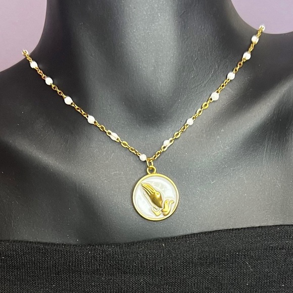 Prayer and Supplications Black Enamel Pendant and Necklace 🙏🏽 - Picture 3 of 3